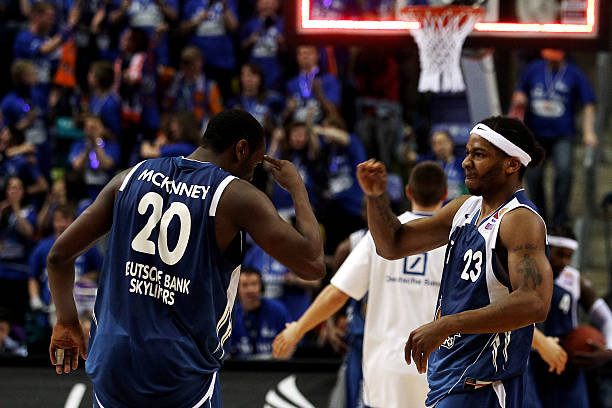 借鉴与对比 借鉴与对比