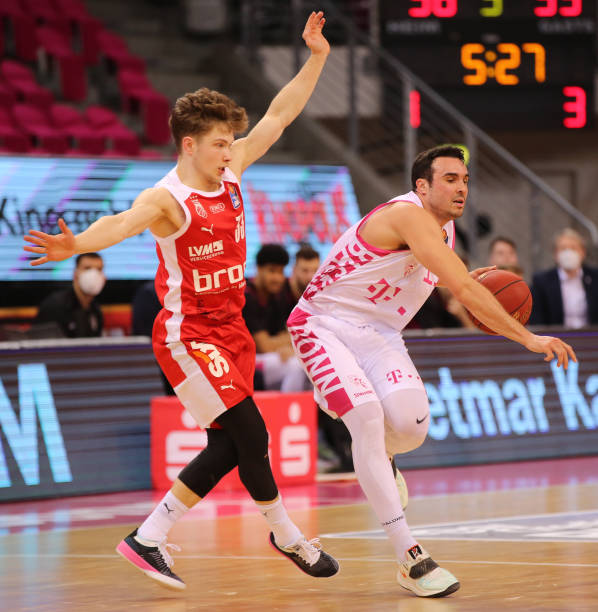 打破对方防 打破对方防